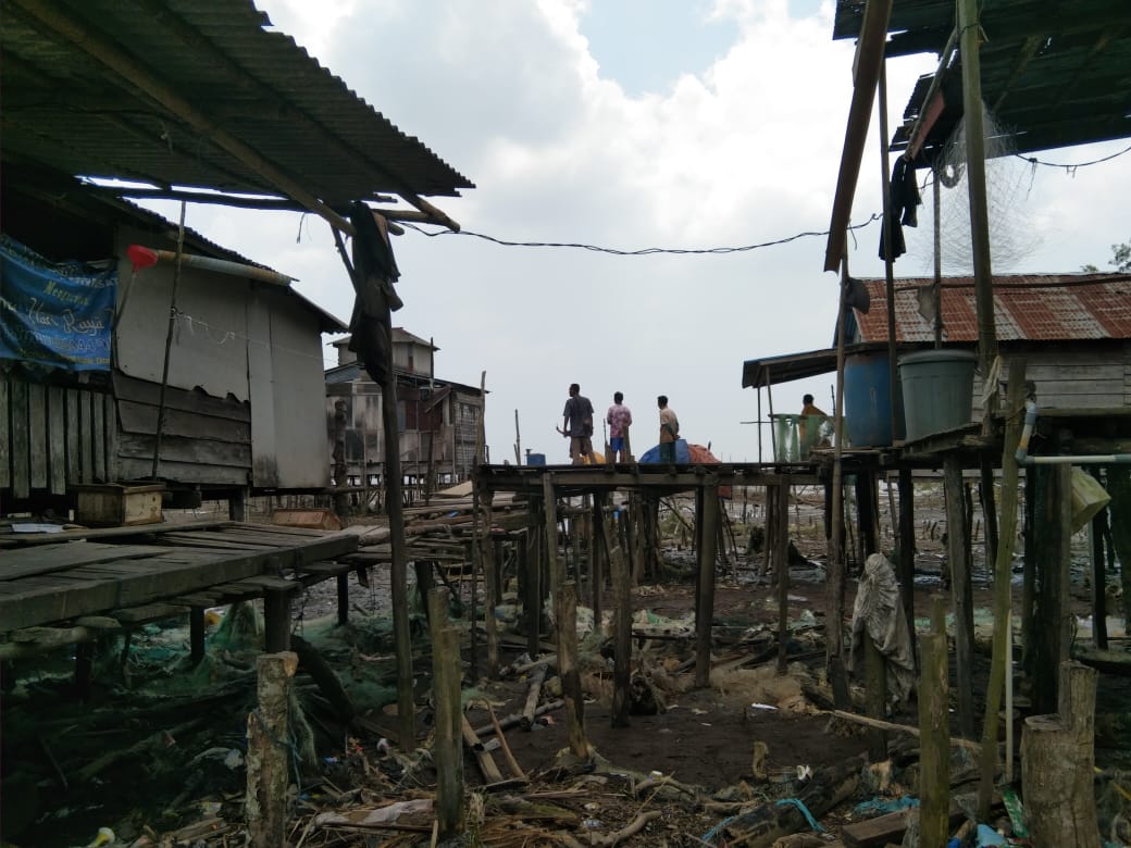 Abrasi Ancam  Warga Kuala Simbur, Puluhan Rumah Jadi Korban